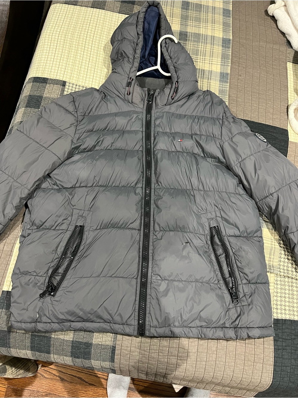 Tommy Hilfiger Men's Gray Hooded Puffer Jacket